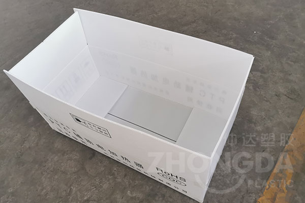 中空板箱價(jià)格與紙箱相比有優(yōu)勢嗎？